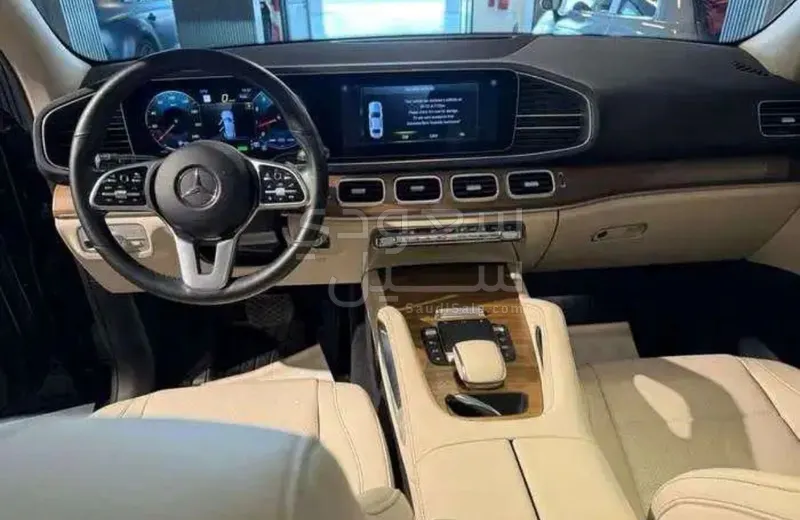 2022 مرسيدس - بنز جي إل إي 450 أي إم جي
