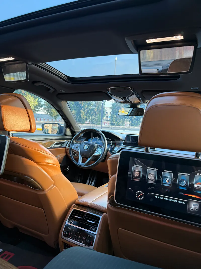 2016 بي ام دبليو الفئة السابعة 740 إل أي