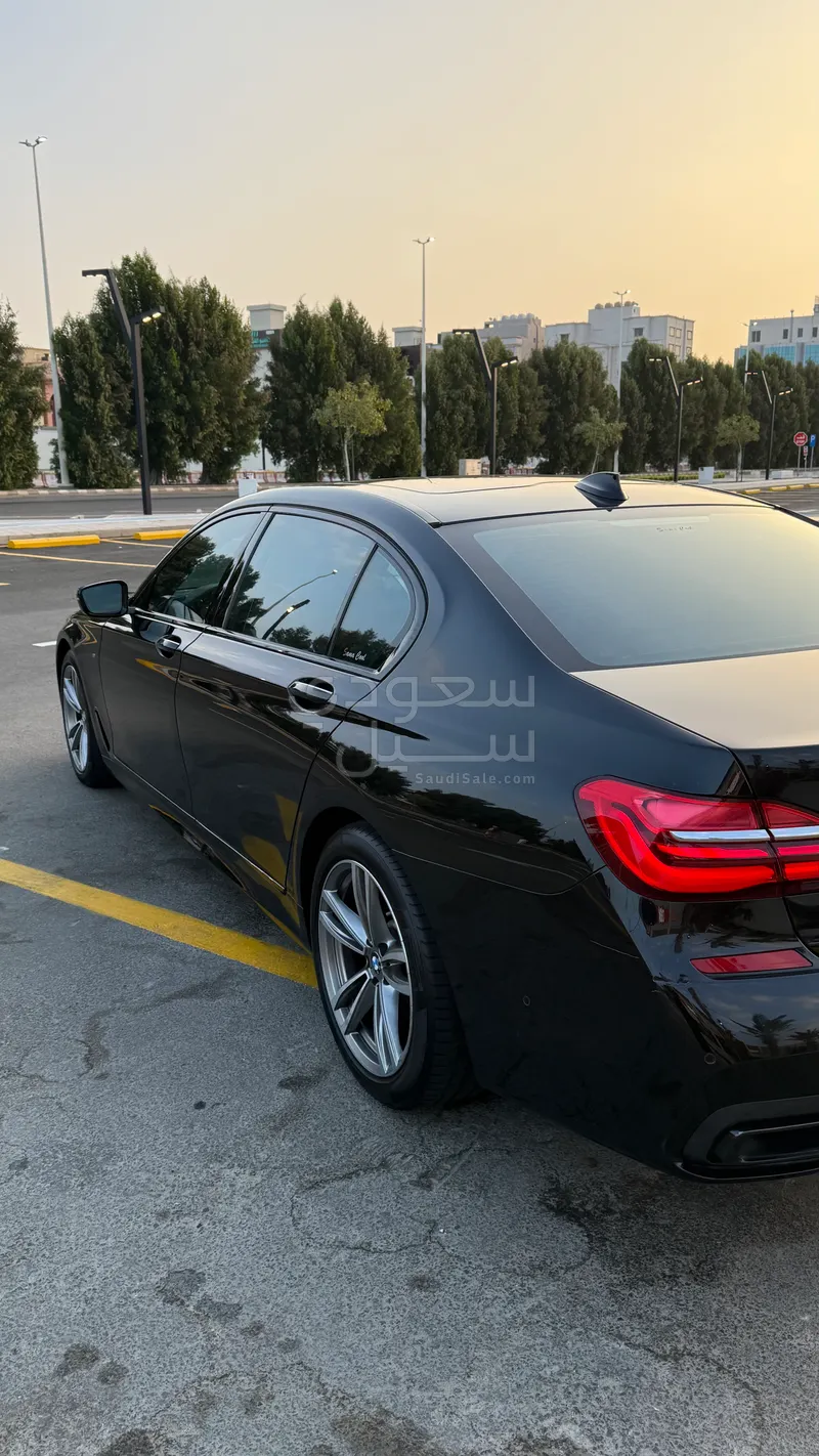 2016 بي ام دبليو الفئة السابعة 740 إل أي