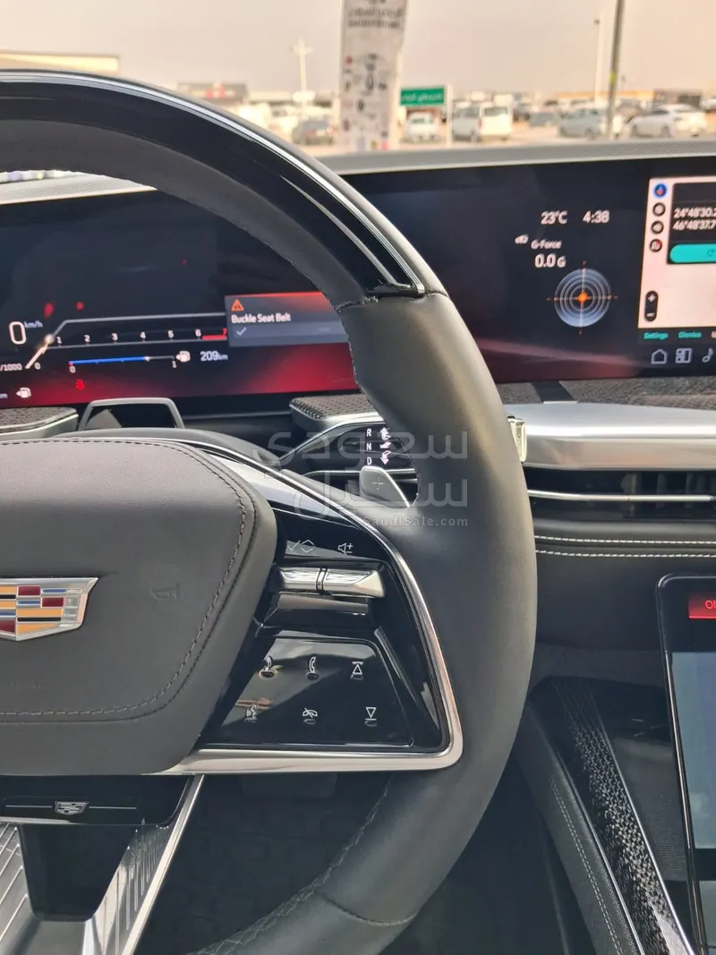 2025 كاديلاك سيفيل