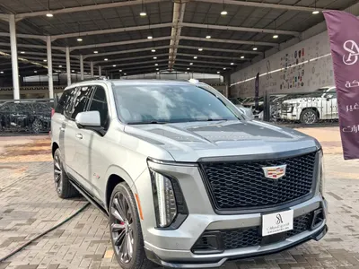 2025 كاديلاك سيفيل