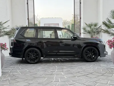 2019 لكزس إل إكس 570 بلاك اديشن