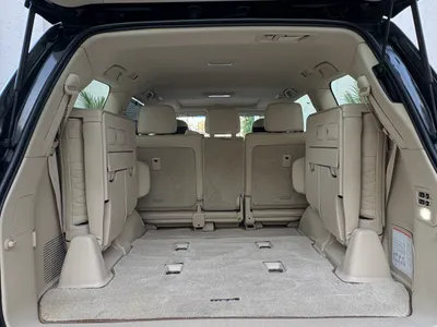 2019 لكزس إل إكس 570 بلاك اديشن