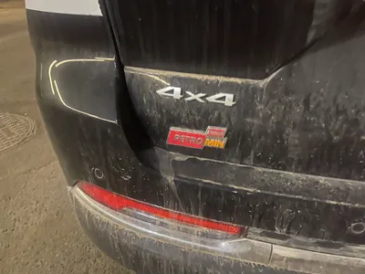 2025 جييب جراند شيروكي لاريدو