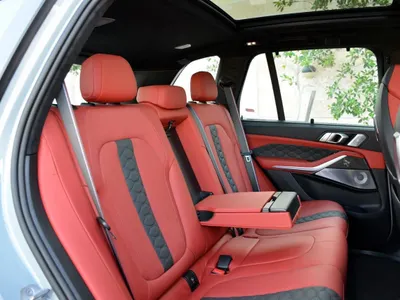 2024 بي ام دبليو الفئة اكس 5 إم كومبيتيشن