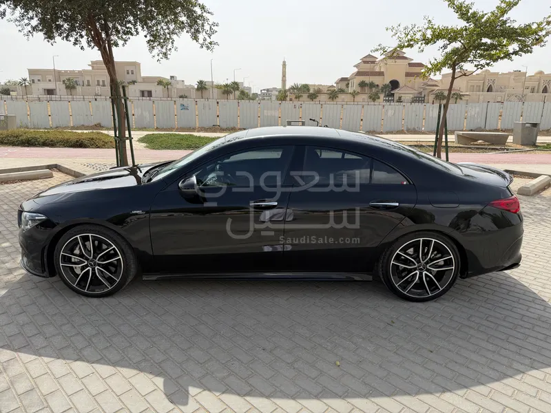 2021 مرسيدس - بنز سي إل أي 35 أي إم جي