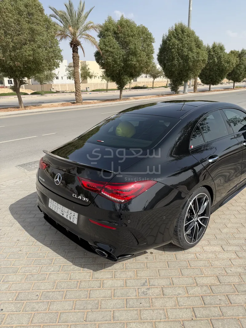 2021 مرسيدس - بنز سي إل أي 35 أي إم جي