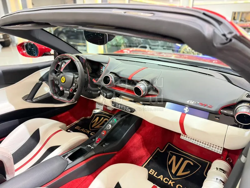 2023 فيراري 812 جي تي اس