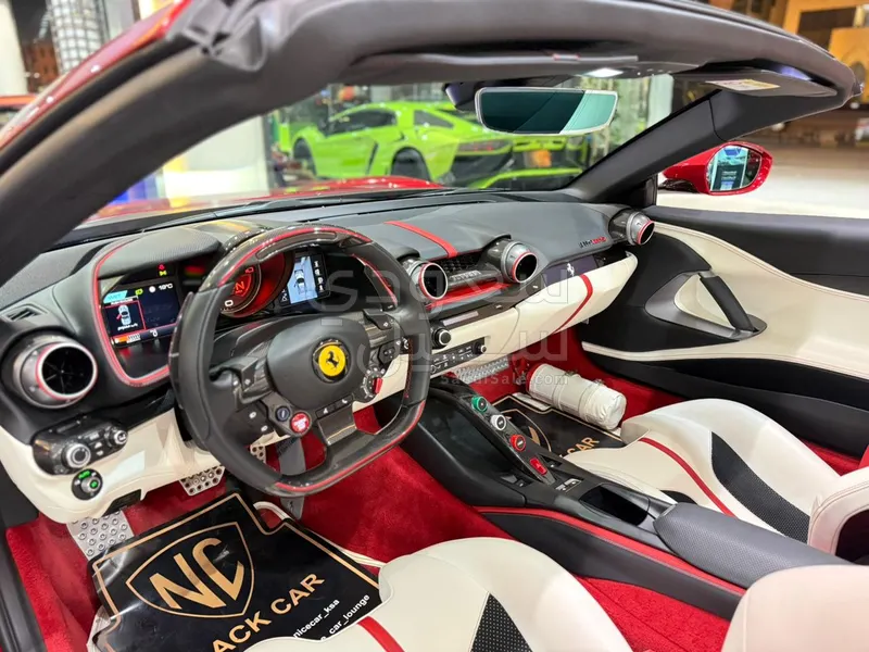 2023 فيراري 812 جي تي اس