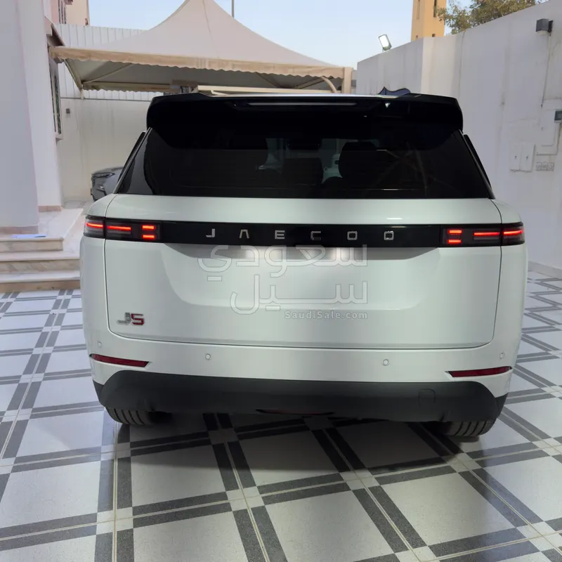 2026 شيري جاكو جي 5