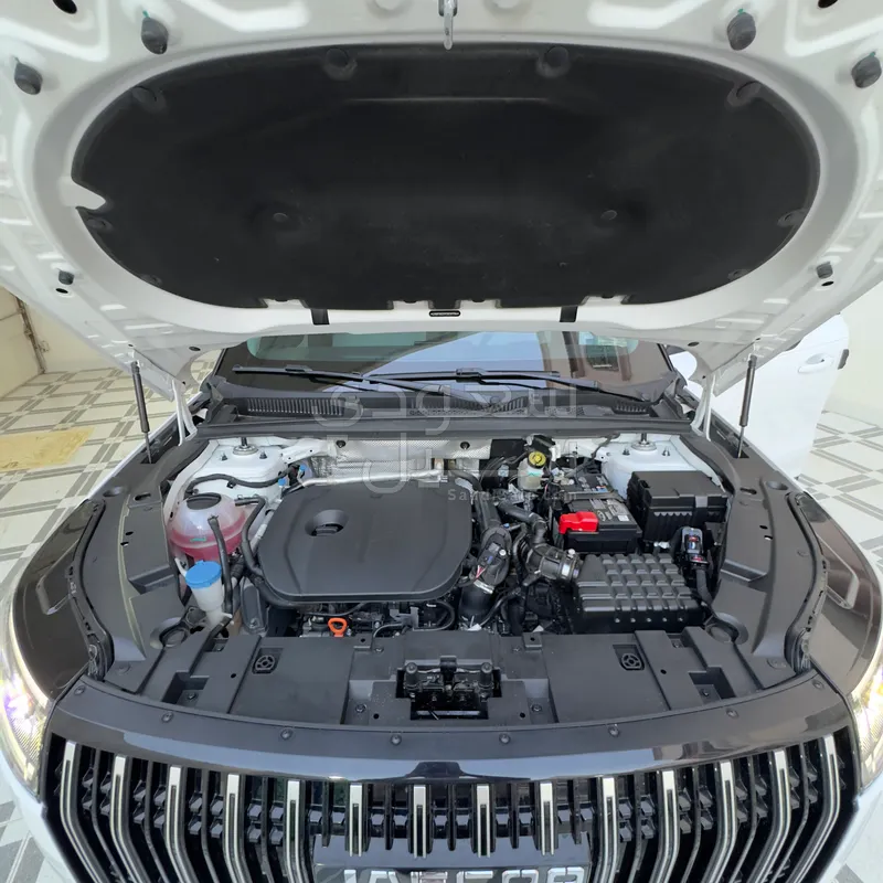 2026 شيري جاكو جي 5