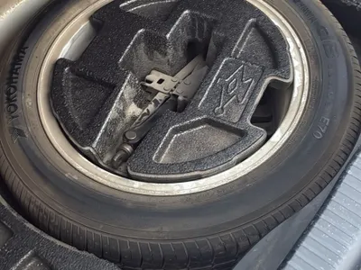 2013 لكزس آي إس 350