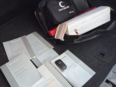 2013 لكزس آي إس 350