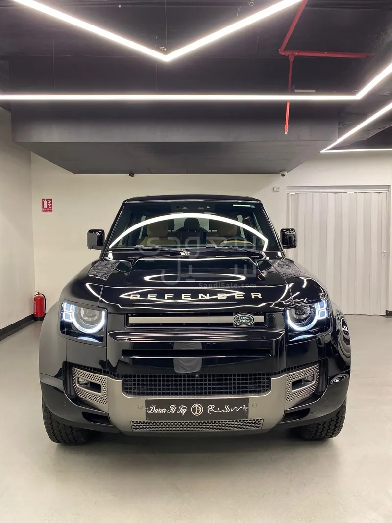 2025 لاند روفر ديفيندر 90