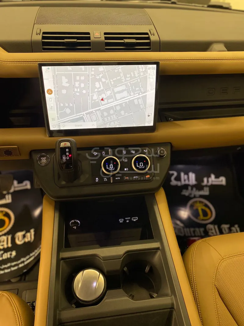 2025 لاند روفر ديفيندر 90