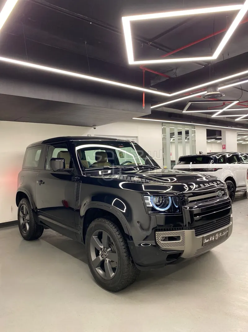 2025 لاند روفر ديفيندر 90