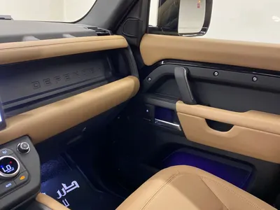 2025 لاند روفر ديفيندر 90