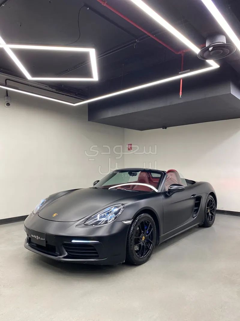 2021 بورش بوكستر