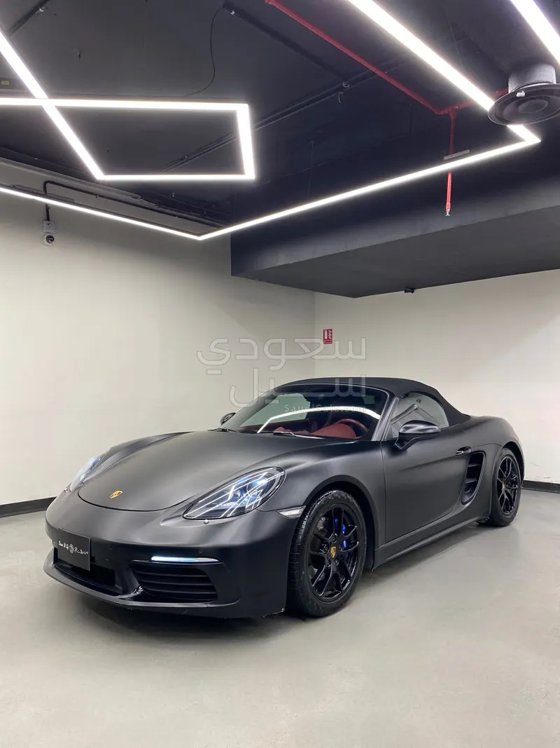 2021 بورش بوكستر