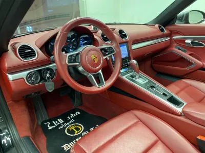 2021 بورش بوكستر