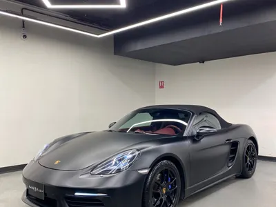 2021 بورش بوكستر