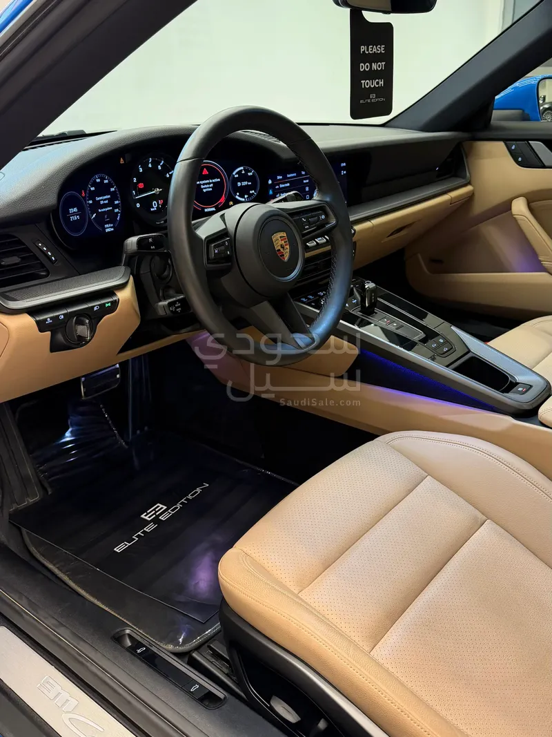 2024 بورش 911 كاريرا