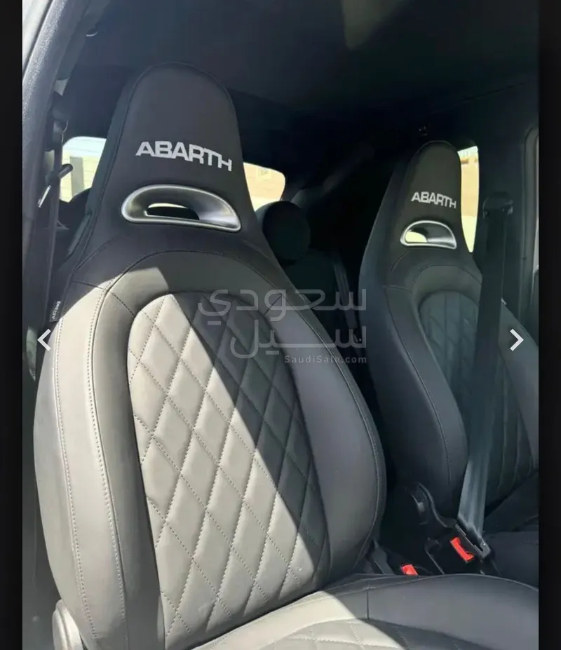 2022 فيات ابارث 595 كومبيتزيون