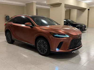 2023 لكزس أر إكس 350