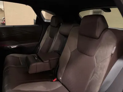 2023 لكزس أر إكس 350