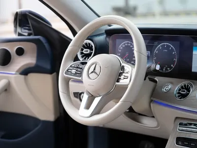 2019 مرسيدس - بنز إي 200 كوبيه