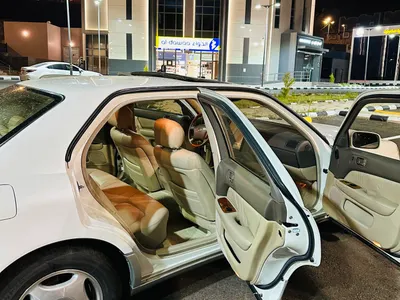 1998 لكزس إل إس 400