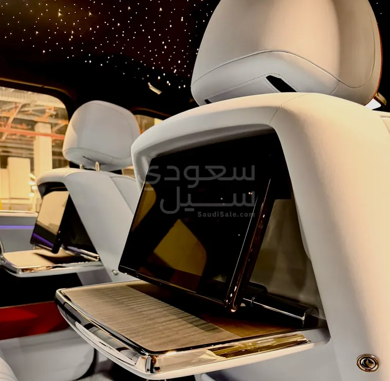 2025 Rolls-Royce Cullinan Silver Badge