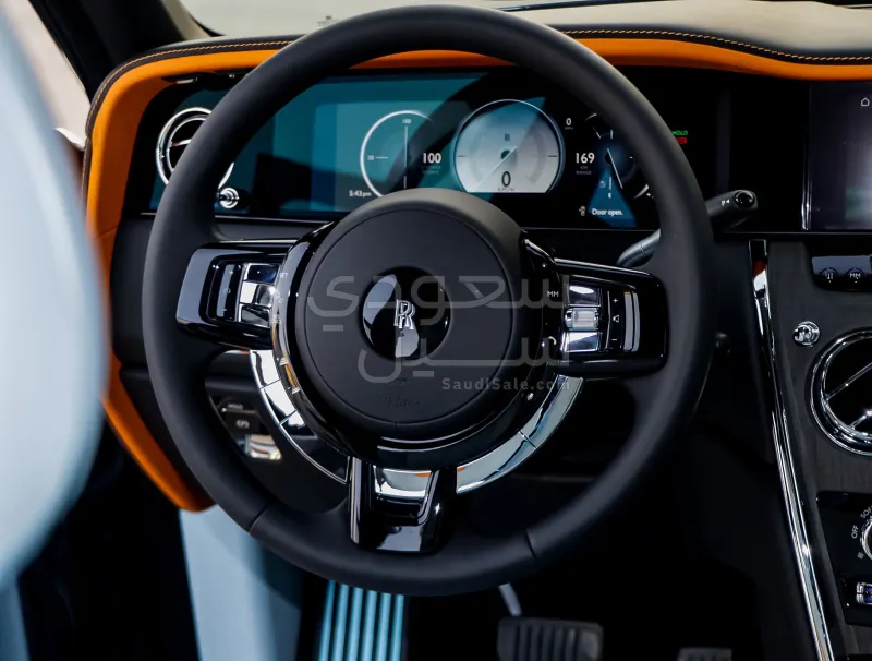 2025 Rolls-Royce Cullinan Silver Badge