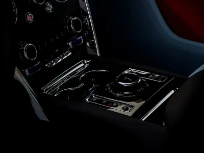 2025 رولز رويس كولينان سلفر بادج