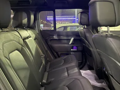 2023 لاند روفر ديفيندر 110