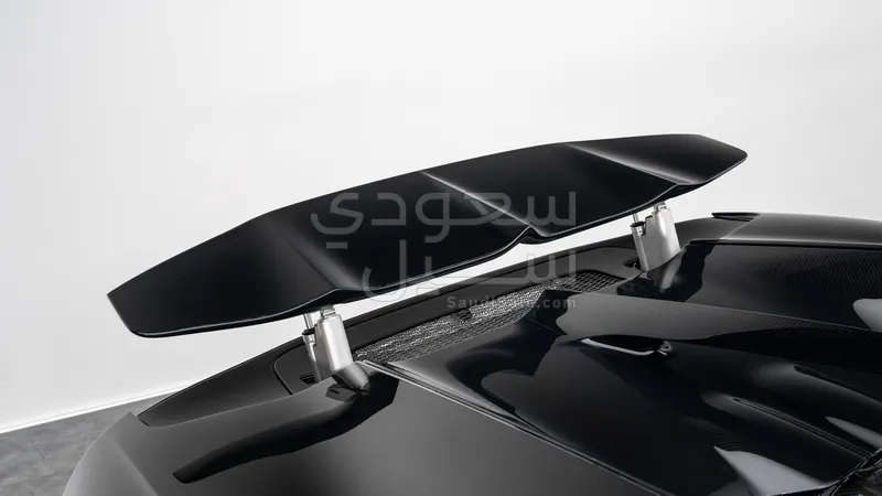 2018 بوغاتي شيرون