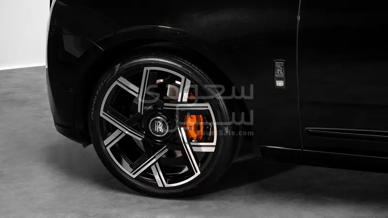 2025 رولز رويس كولينان بلاك بادج