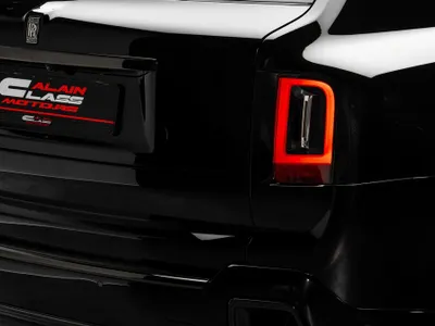 2025 رولز رويس كولينان بلاك بادج