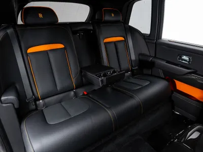 2025 رولز رويس كولينان بلاك بادج