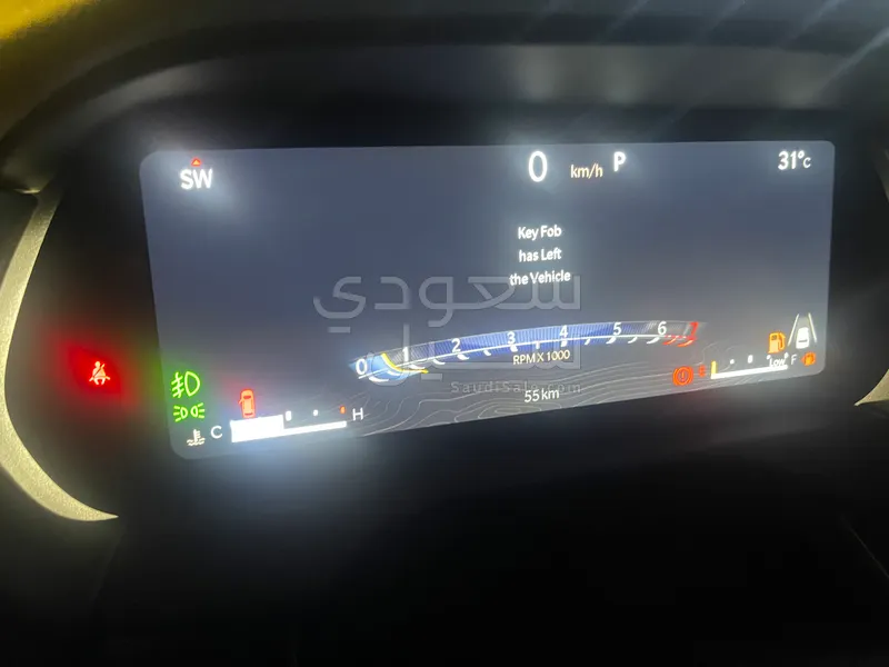 2025 جييب جراند شيروكي لاريدو