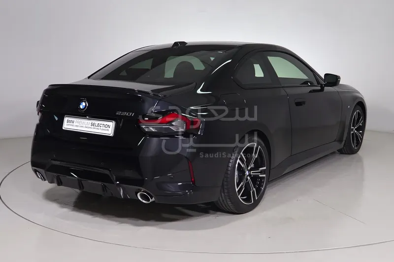 2025 بي ام دبليو الفئة الثانية اي 230