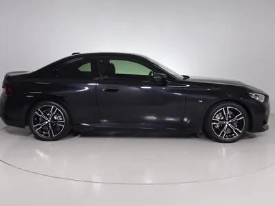 2025 بي ام دبليو الفئة الثانية اي 230