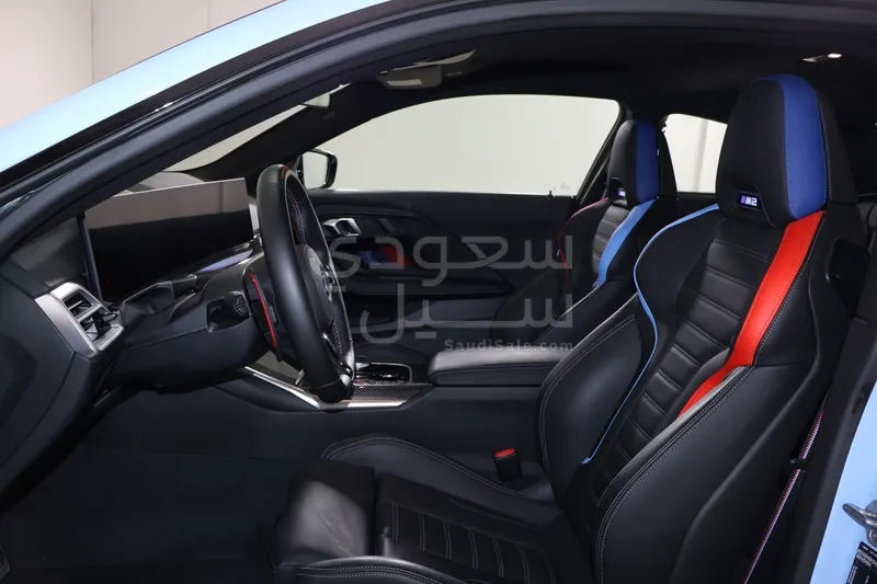 2025 بي ام دبليو الفئة ام إم 2