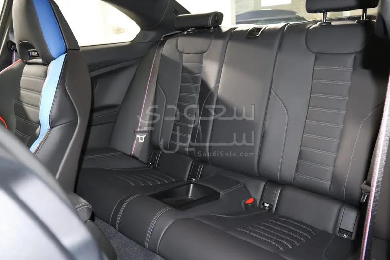 2025 بي ام دبليو الفئة ام إم 2