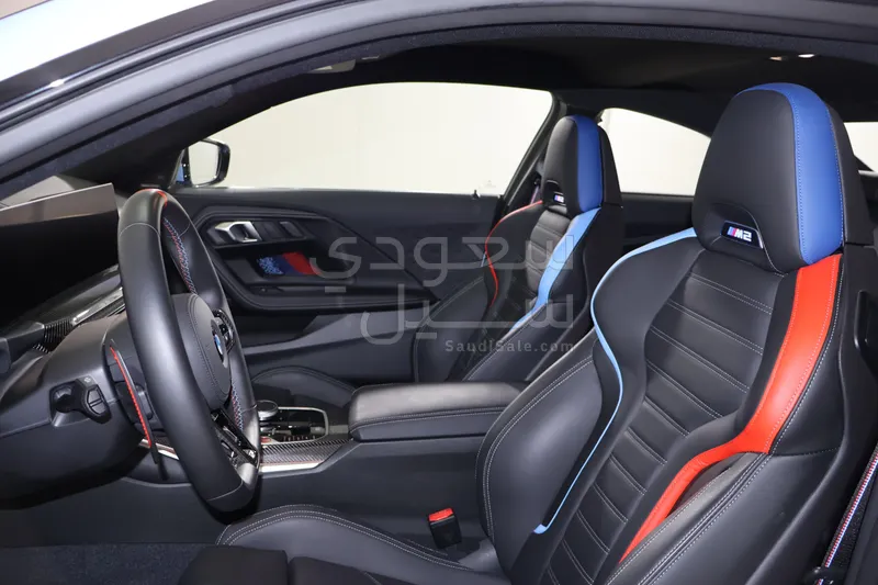 2025 بي ام دبليو الفئة ام إم 2