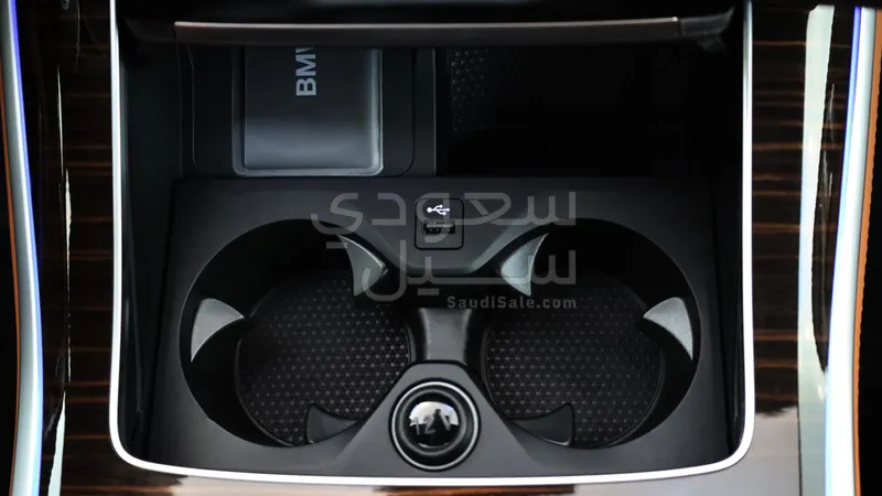 2025 بي ام دبليو الفئة اكس 5 إم كت