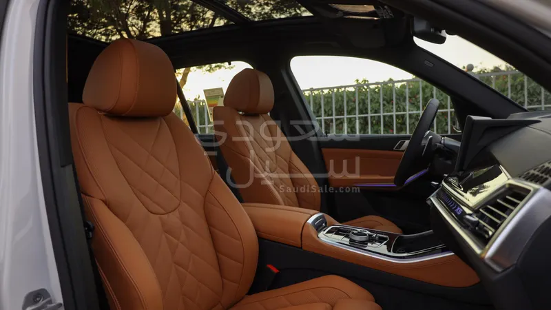 2025 بي ام دبليو الفئة اكس 5 إم كت