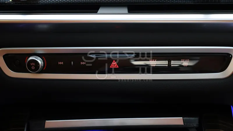 2025 بي ام دبليو الفئة اكس 5 إم كت