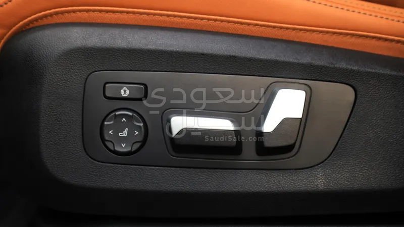 2025 بي ام دبليو الفئة اكس 5 إم كت