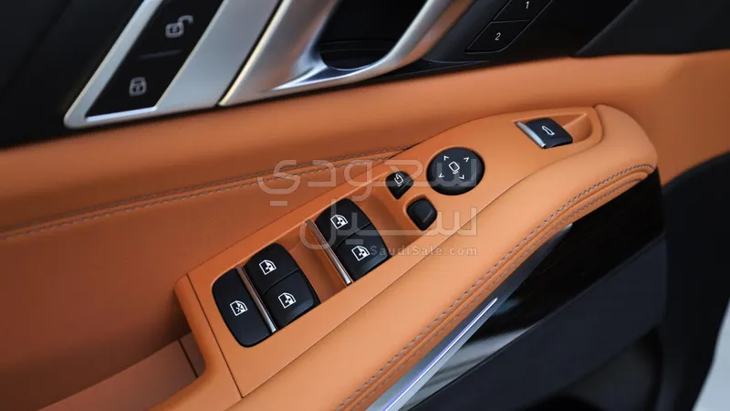 2025 بي ام دبليو الفئة اكس 5 إم كت